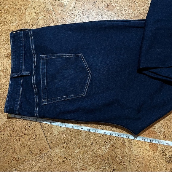 Torrid Premium Slim Boot Jeans Sz 26 Short - Picture 13 of 14